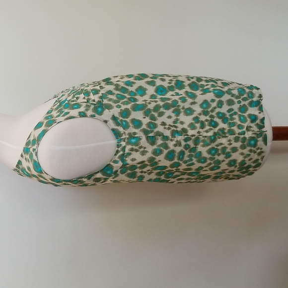 Ann Taylor LOFT Sleeveless Top - Picture 8 of 10